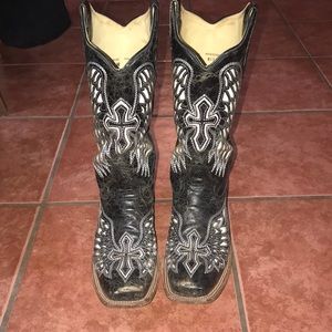 Corral vintage black wing boots size 11